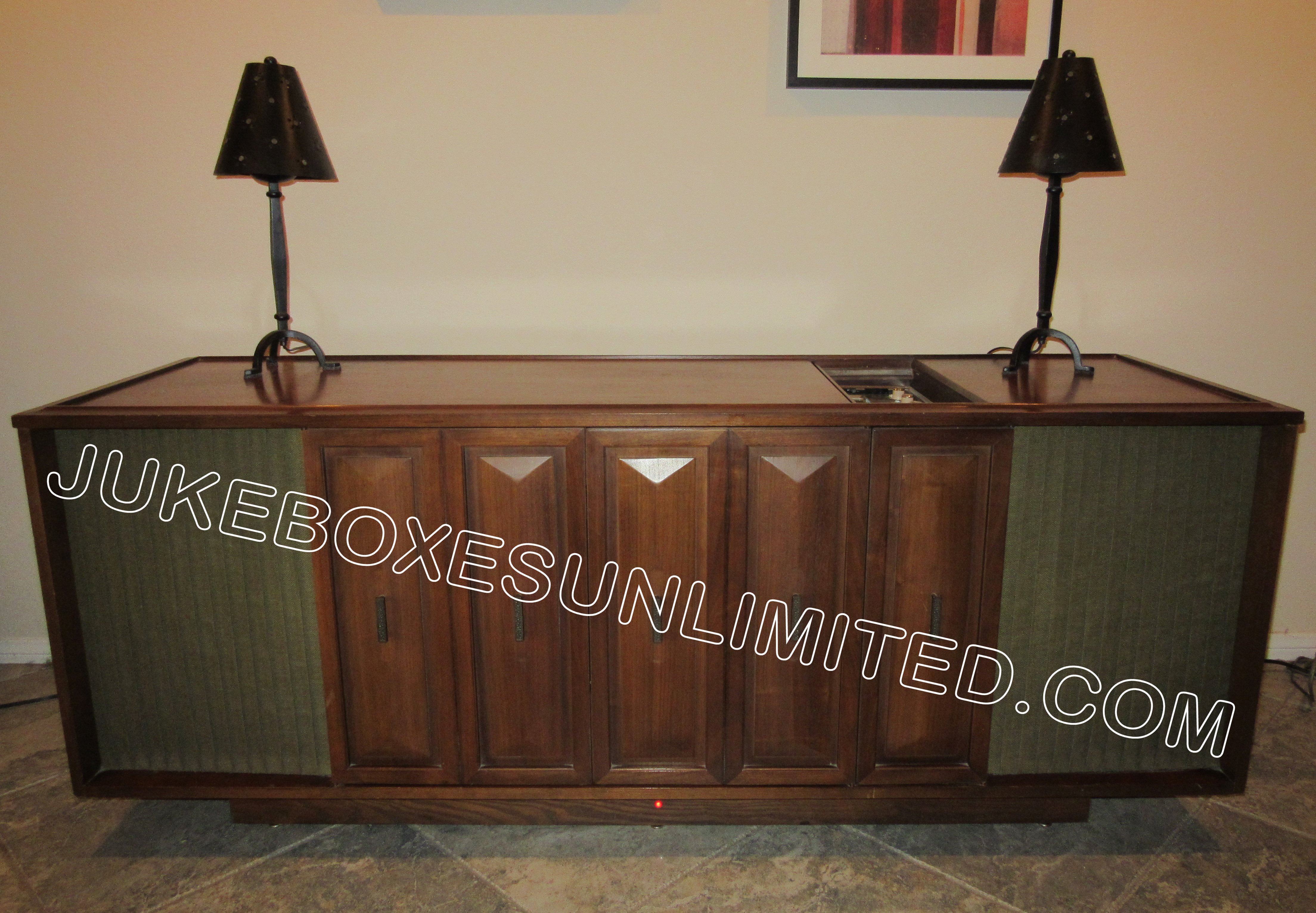 ミュージック SuG  ARCHIVES Vintage Sound Journey.. Japan's Showa-era Retro Charm to the